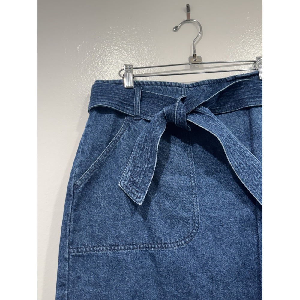 Cabi Skirt Womens Blue Edie Spring 2025 Belted Denim Style# 6796 Pockets Size 6 - Picture 3 of 6